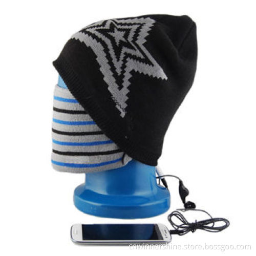 Beanie headphone with winter warm star knitted material together with a scarf